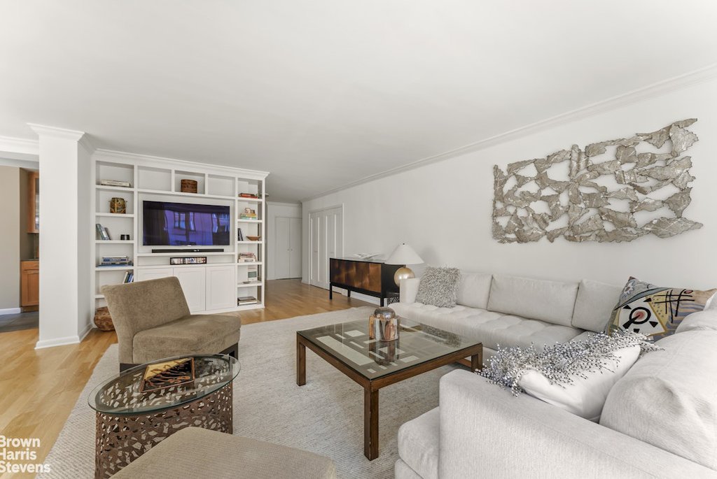 201 East 79th Street, Unit 5D