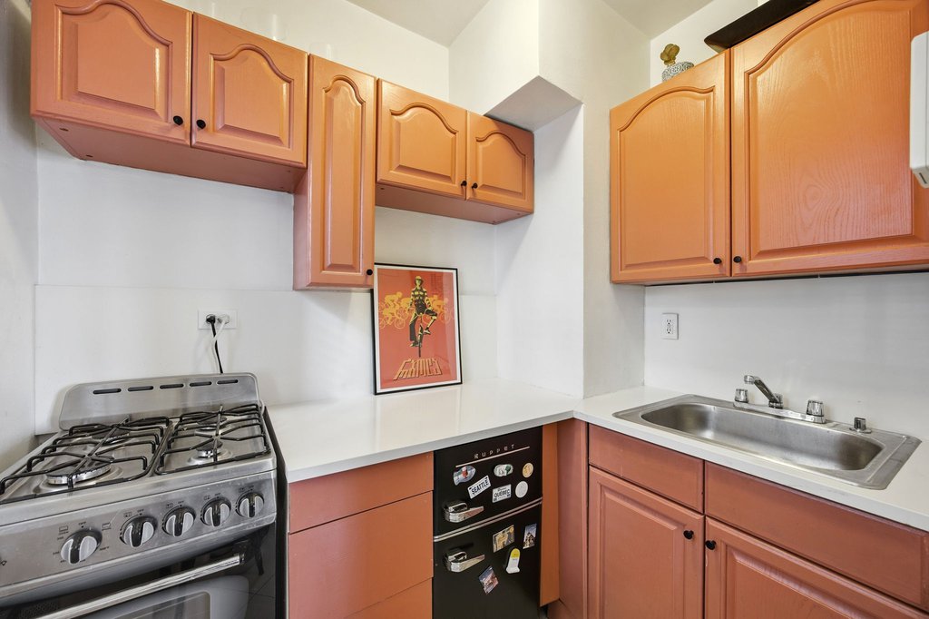 310 East 49th Street, Unit 12B photo 10