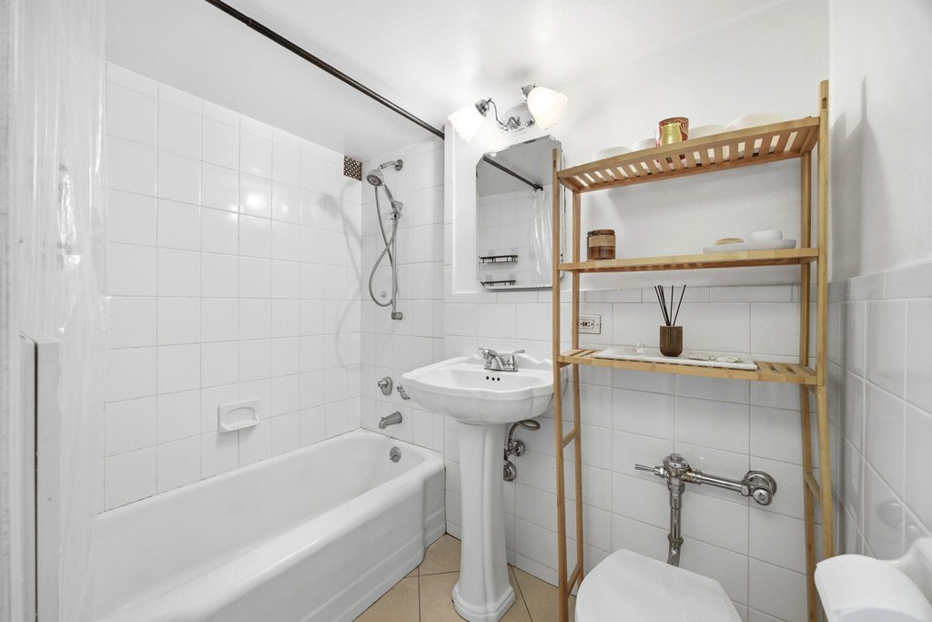 310 East 49th Street, Unit 12B photo 11