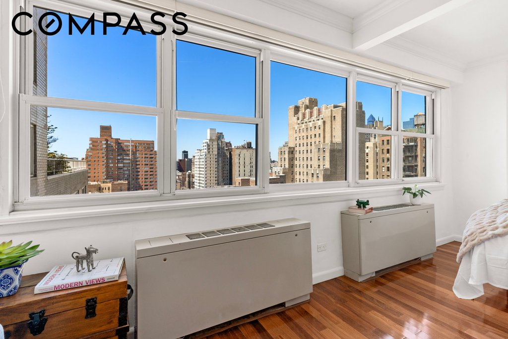 101 West 12th Street, Unit 15A photo 3