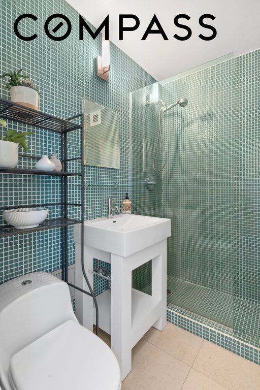 101 West 12th Street, Unit 15A photo 5