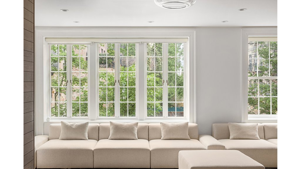 395 Bleecker Street, Unit N/A