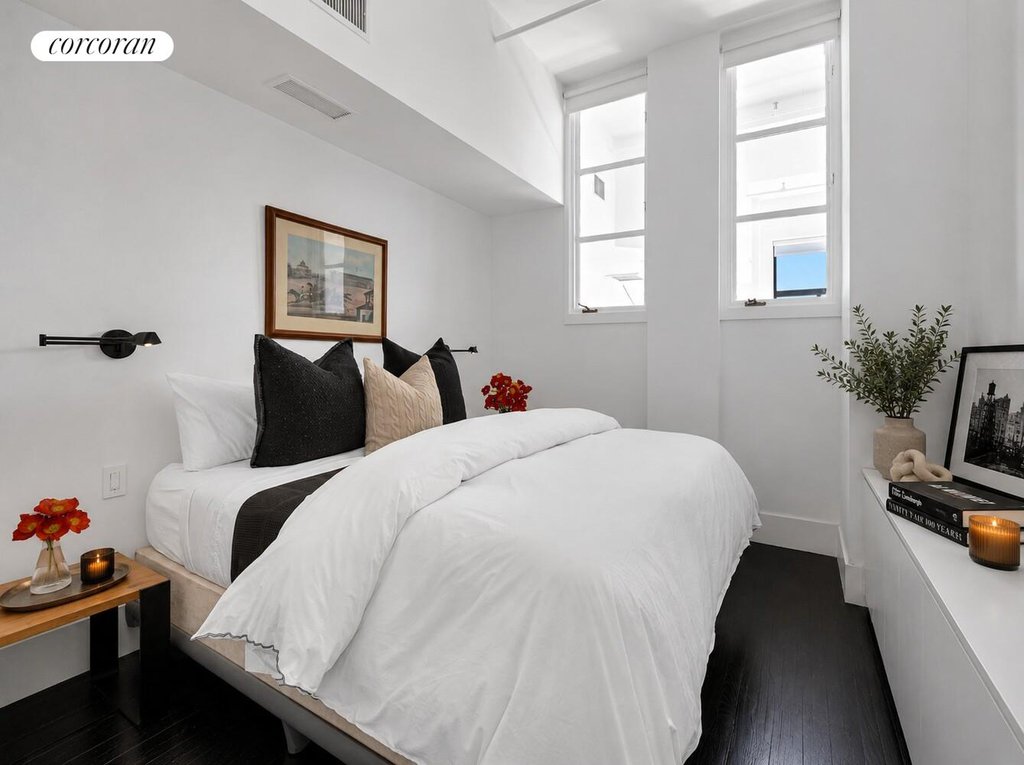 718 Broadway, Unit PHB photo 8