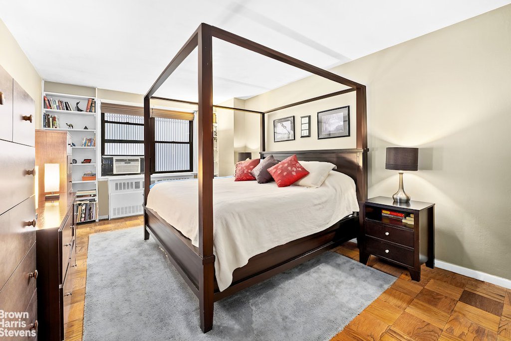 330 Third Avenue, Unit 9A photo 5