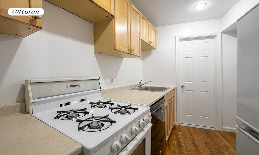 508 East 78th Street, Unit 2E photo 5