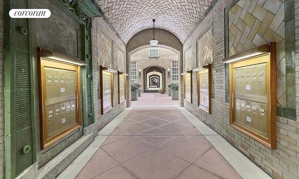 508 East 78th Street, Unit 2E photo 8