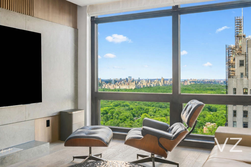 721 Fifth Avenue, Unit 41E