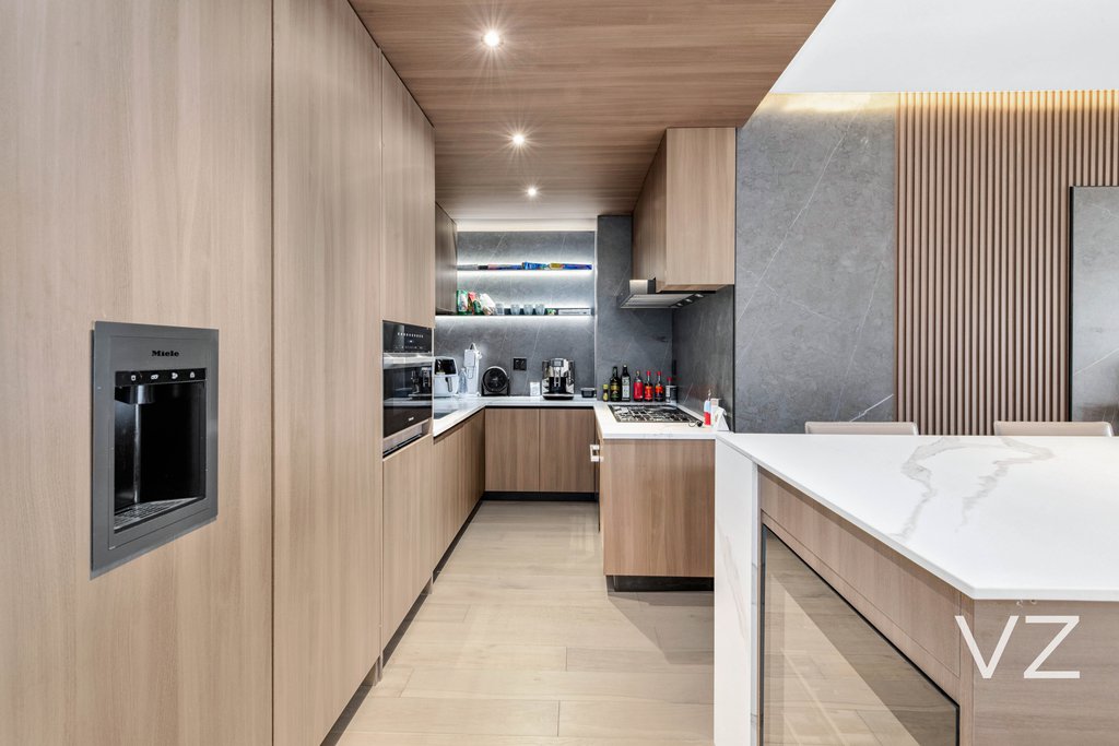 721 Fifth Avenue, Unit 41E photo 6