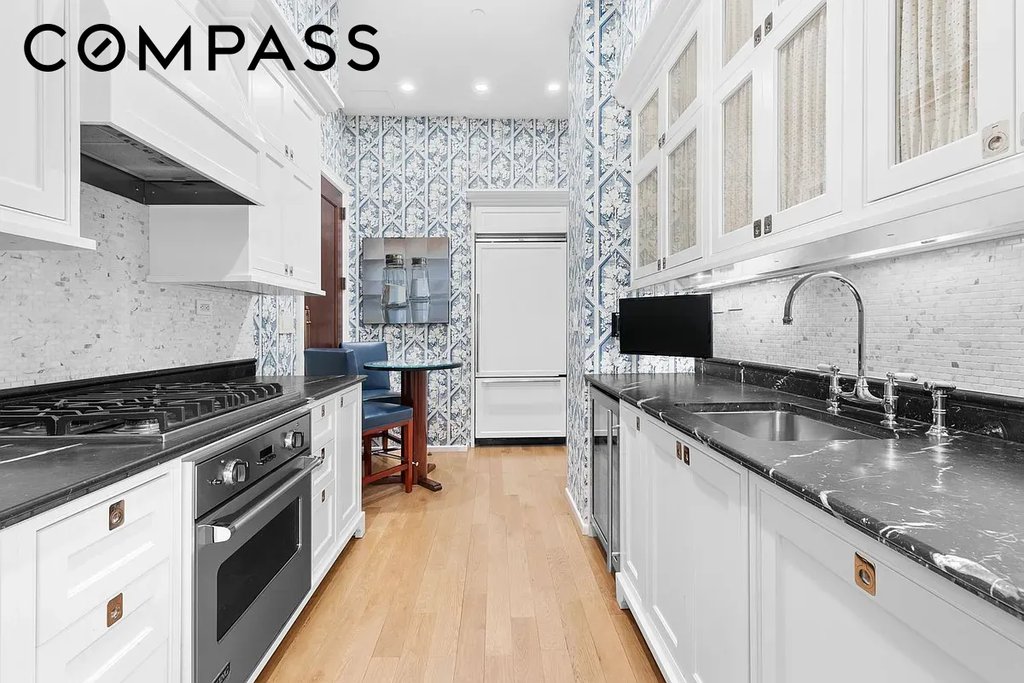 1 Central Park South, Unit 915913 photo 16