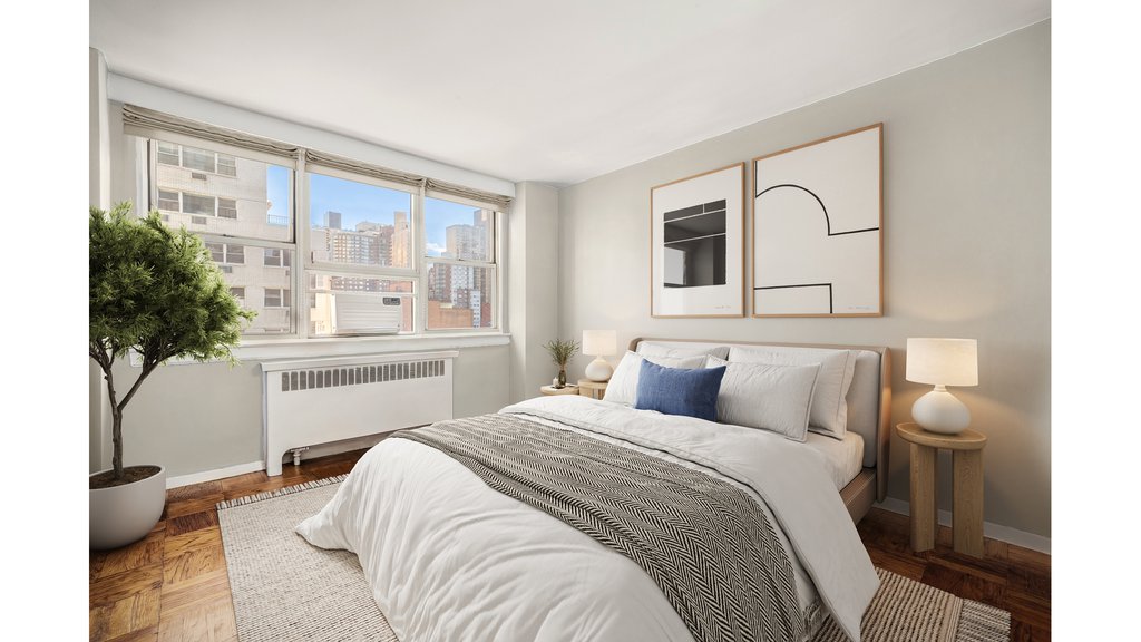 240 East 35th Street, Unit 9B photo 11