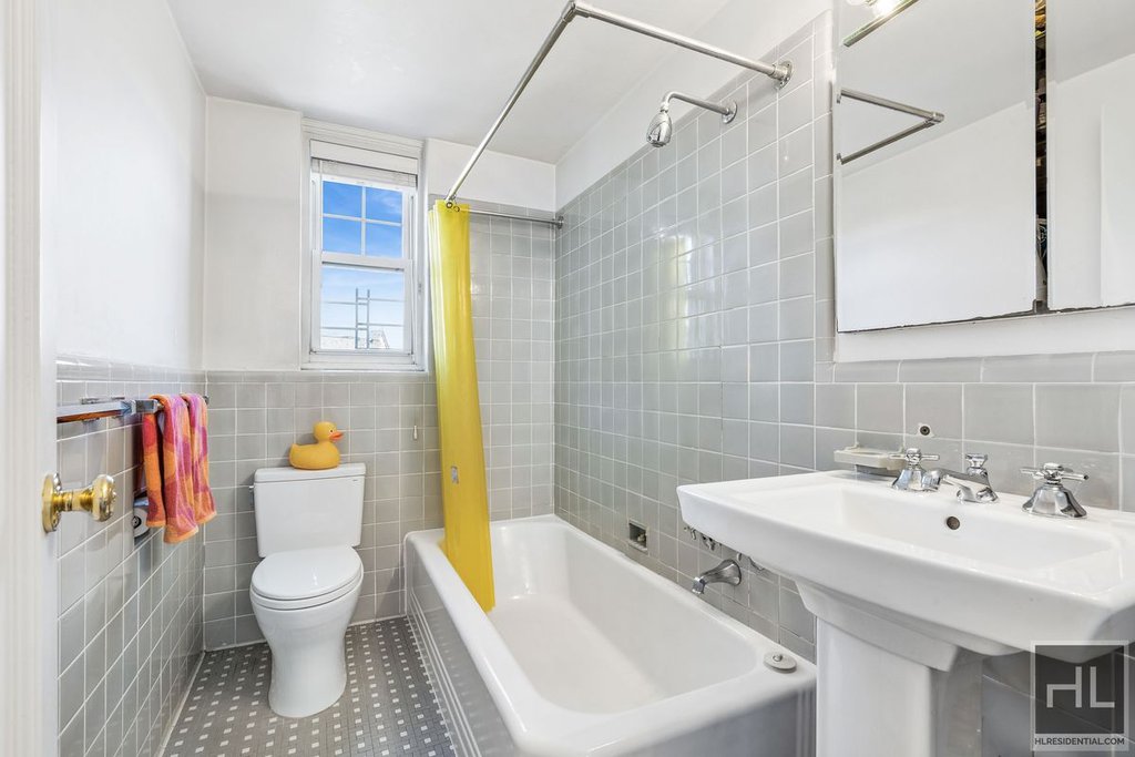180 Cabrini Boulevard, Unit 8384 photo 11