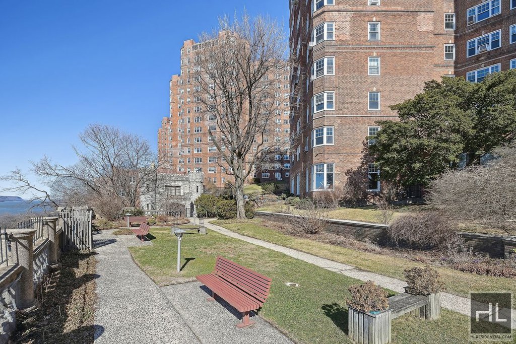 180 Cabrini Boulevard, Unit 8384 photo 29