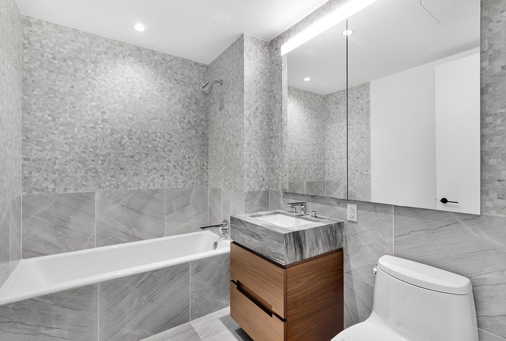 30 Riverside Boulevard, Unit 21M photo 10