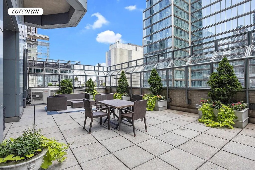 301 West 57th Street, Unit 17B photo 10