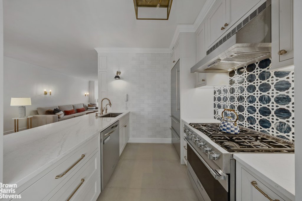 200 Riverside Boulevard, Unit 15I photo 2