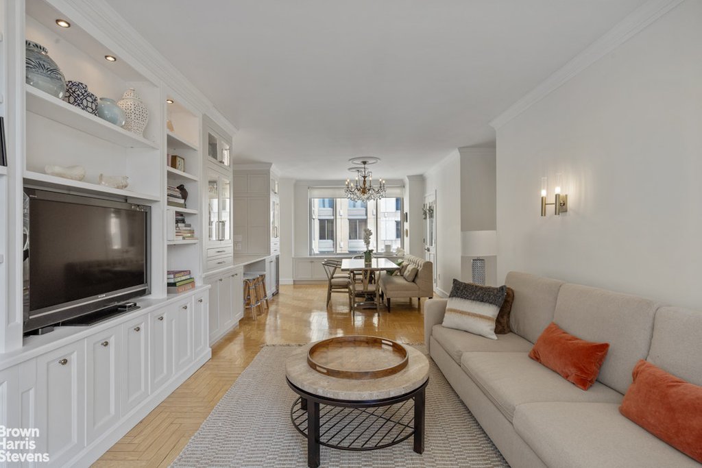 200 Riverside Boulevard, Unit 15I photo 8
