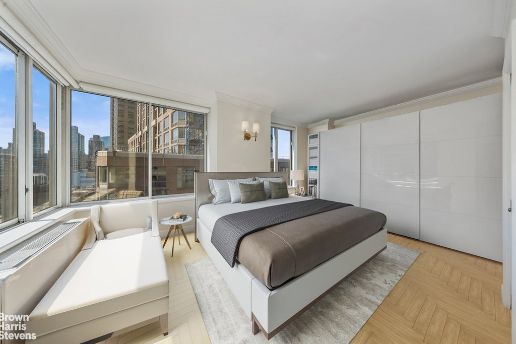 200 Riverside Boulevard, Unit 15I photo 12