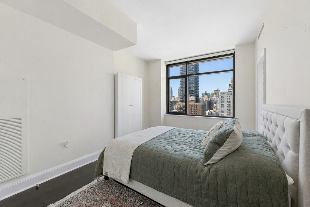 170 East End Avenue, Unit 16A photo 13
