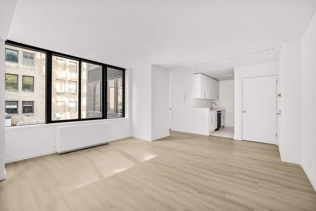 445 Fifth Avenue, Unit 10H