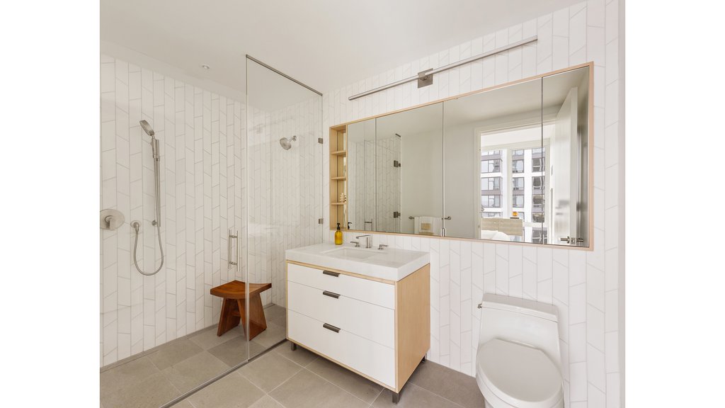501 Third Avenue, Unit 29D photo 4