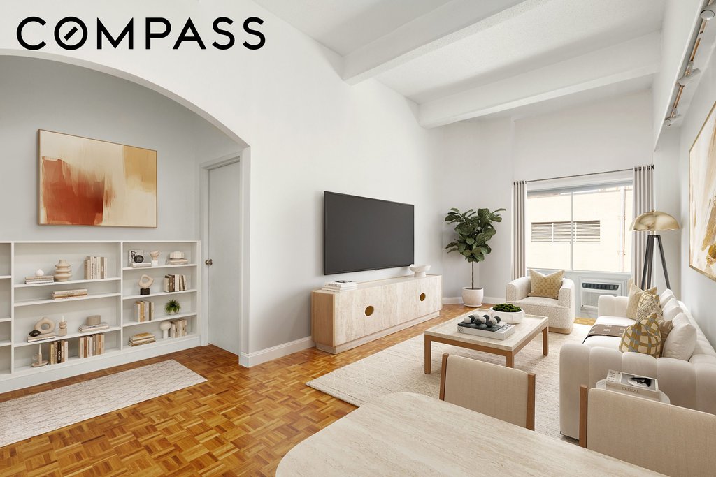 61 East 77th Street, Unit 9C photo 2