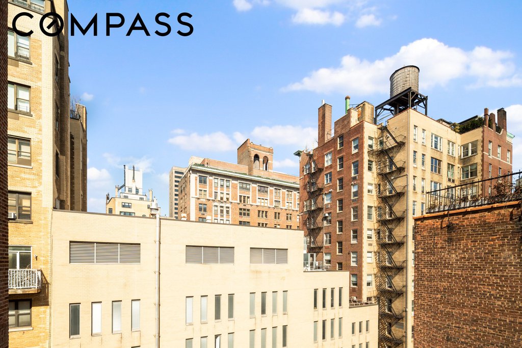 61 East 77th Street, Unit 9C photo 3