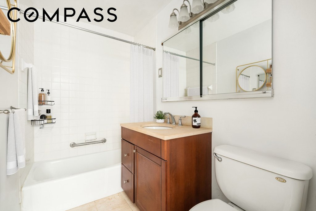 61 East 77th Street, Unit 9C photo 10