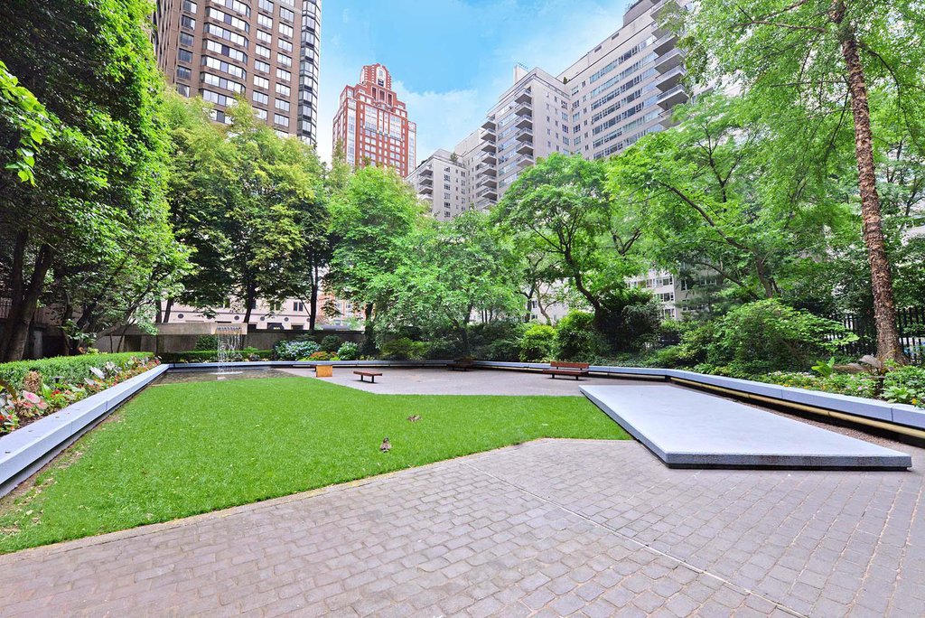 220 East 65th Street, Unit 23J photo 19