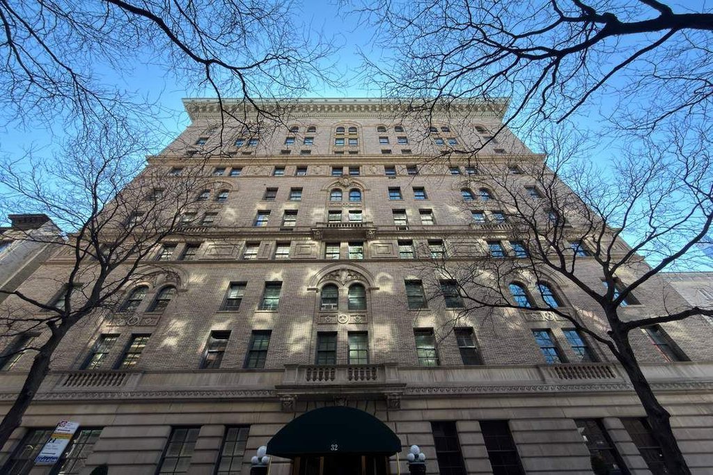 32 East 64th Street, Unit 8W photo 17