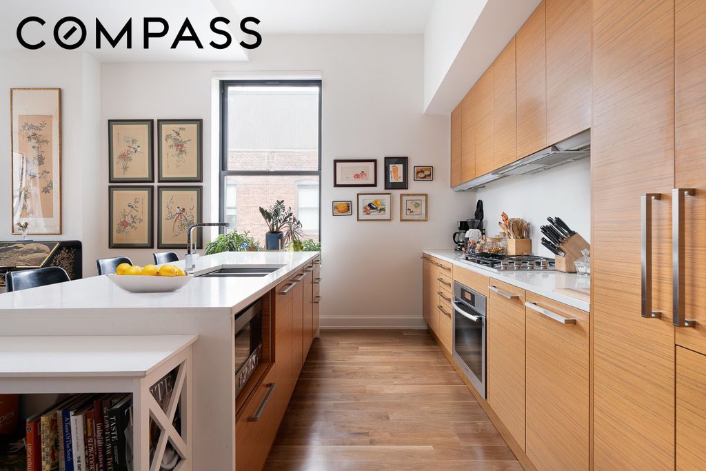 140 West 22nd Street, Unit PHC photo 3