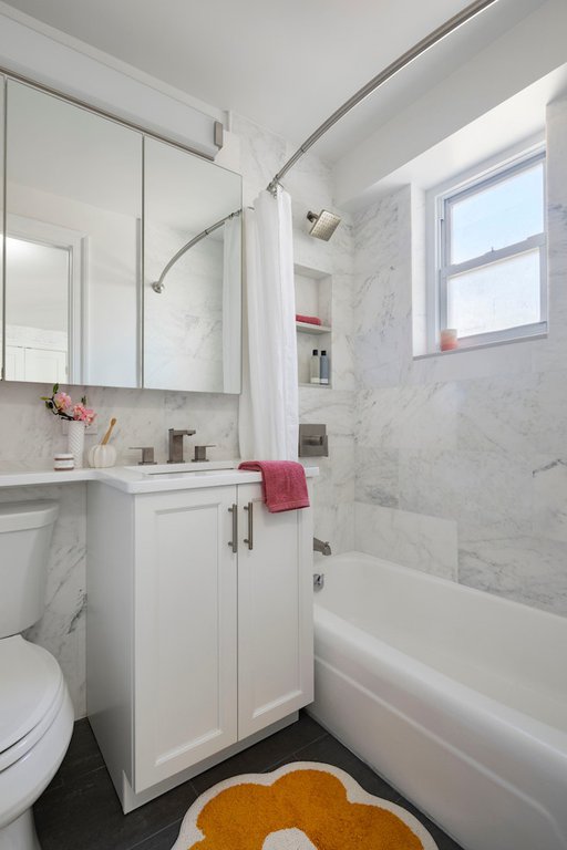 155 West 68th Street, Unit 2105 photo 8