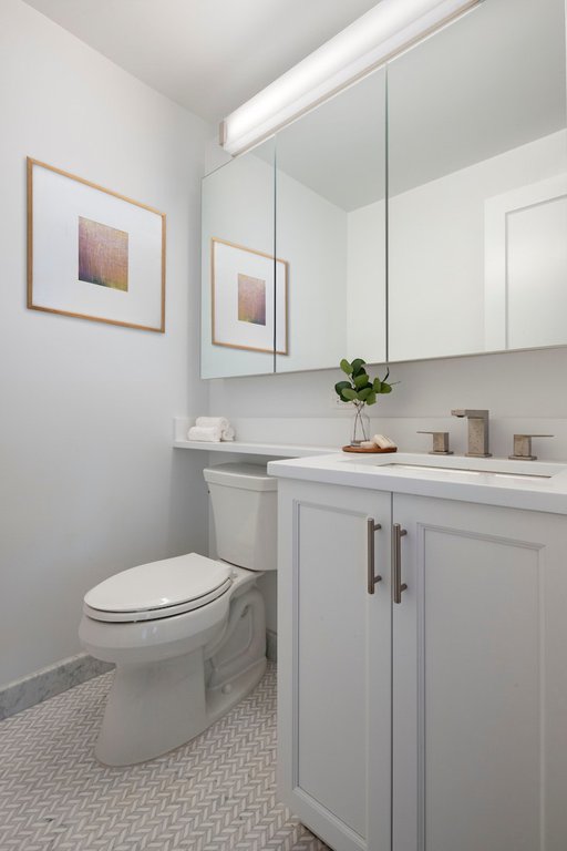 155 West 68th Street, Unit 2105 photo 9
