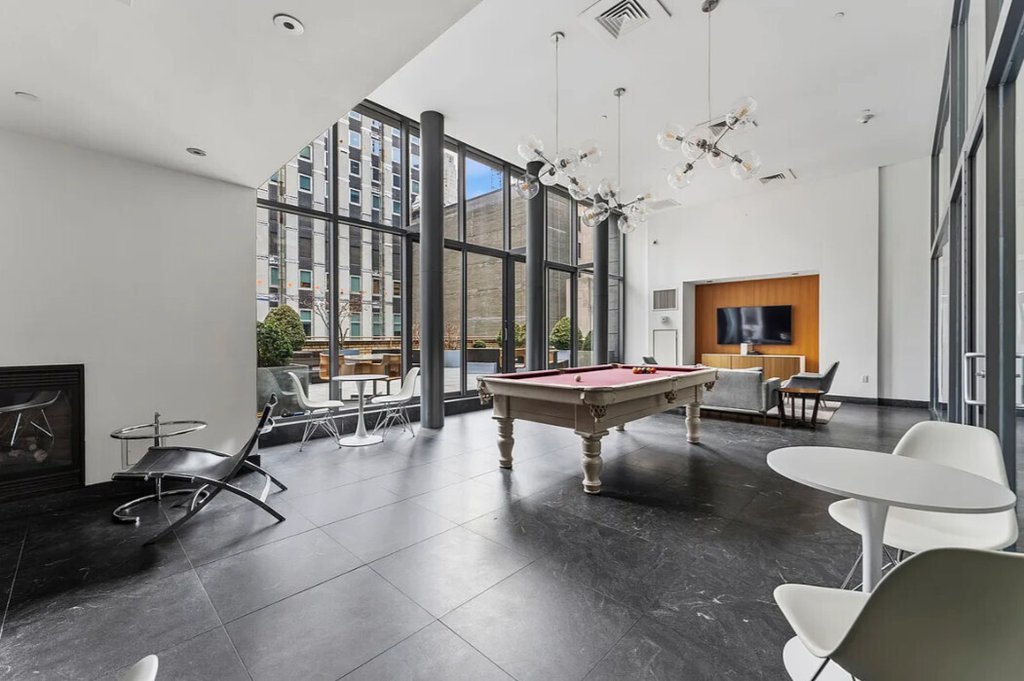 90 William Street, Unit 8H photo 17