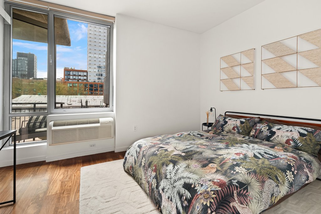 444 West 19th Street, Unit 502 photo 6