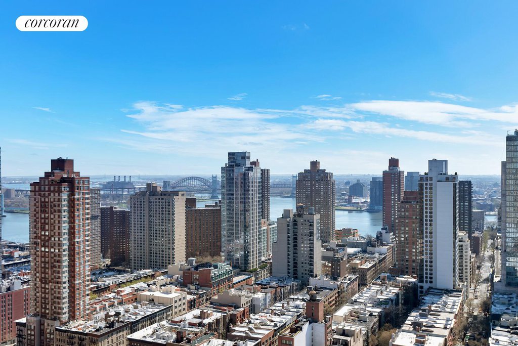 200 East 89th Street, Unit 30D photo 2