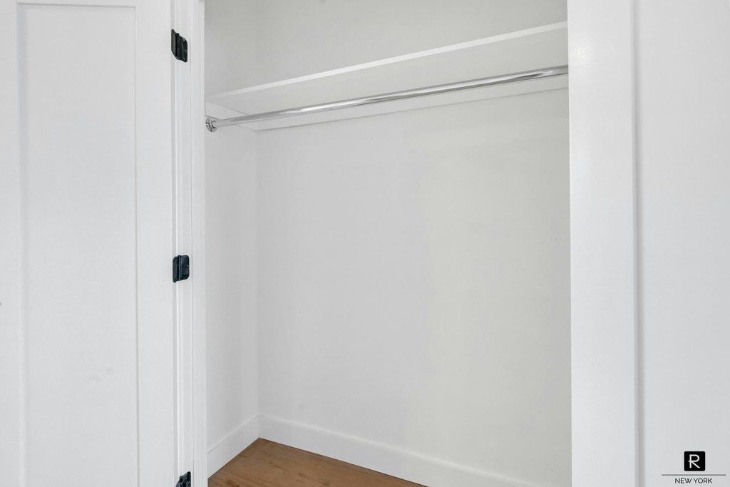 2575 Palisade Avenue, Unit 10E photo 13