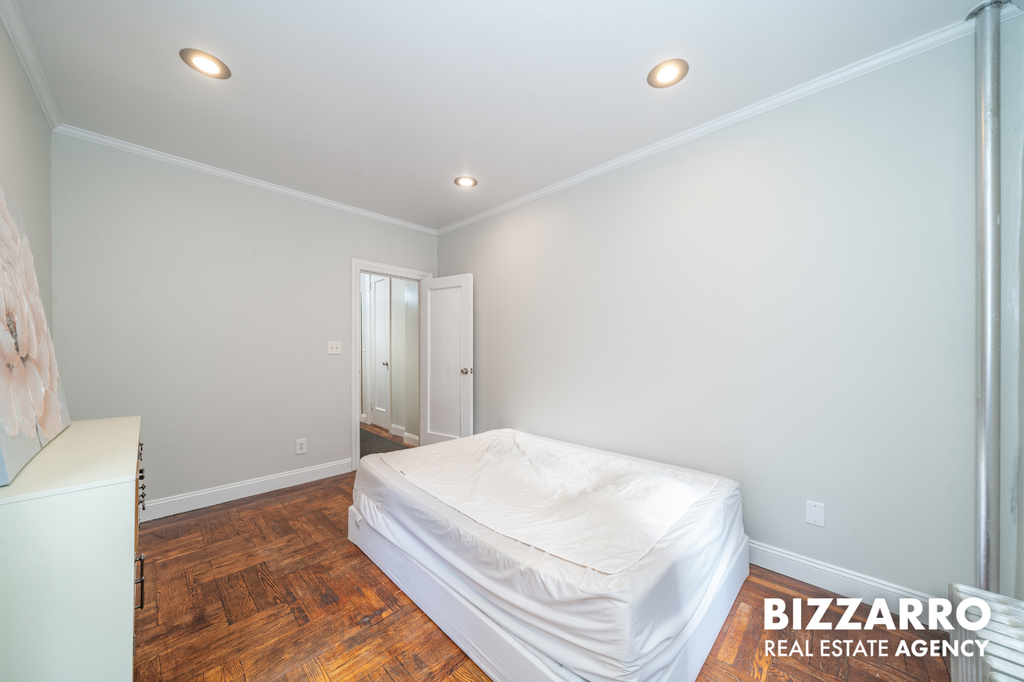 828 Gerard Avenue, Unit 3H photo 9