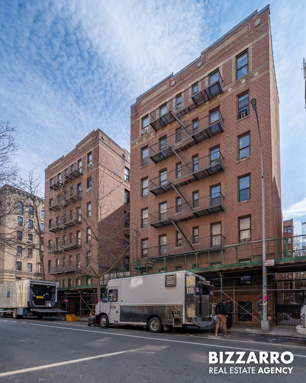 828 Gerard Avenue, Unit 3H photo 15