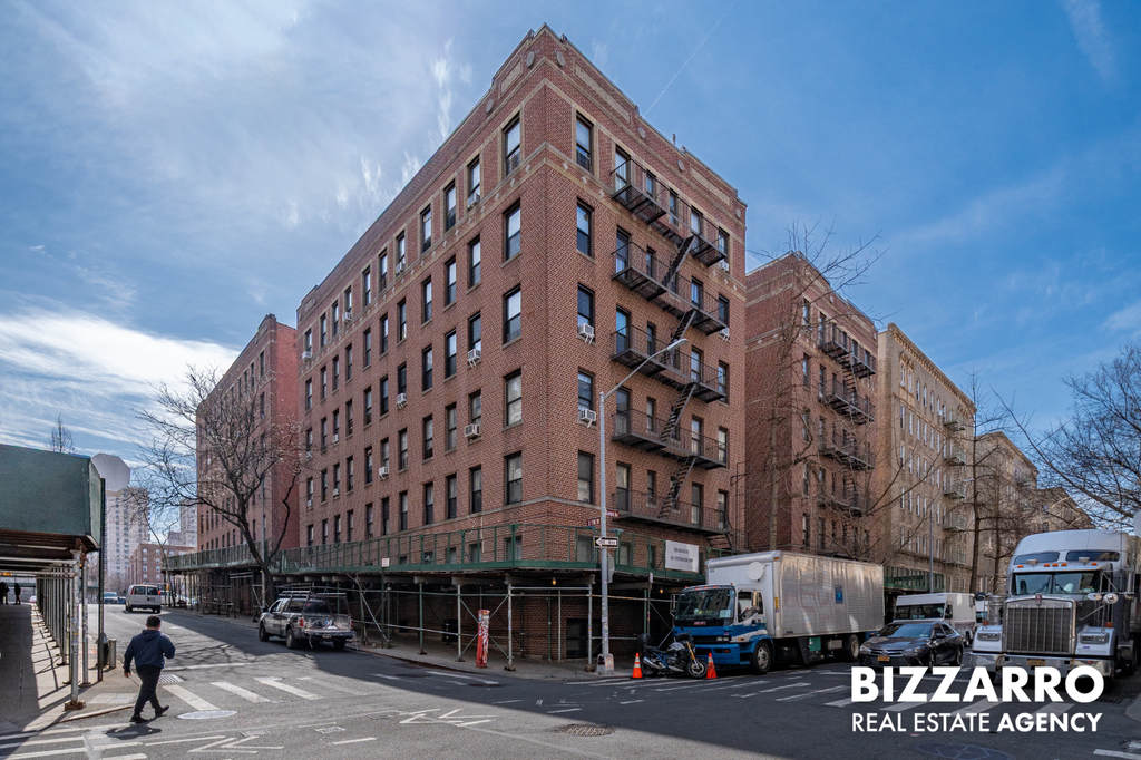 828 Gerard Avenue, Unit 3H photo 17