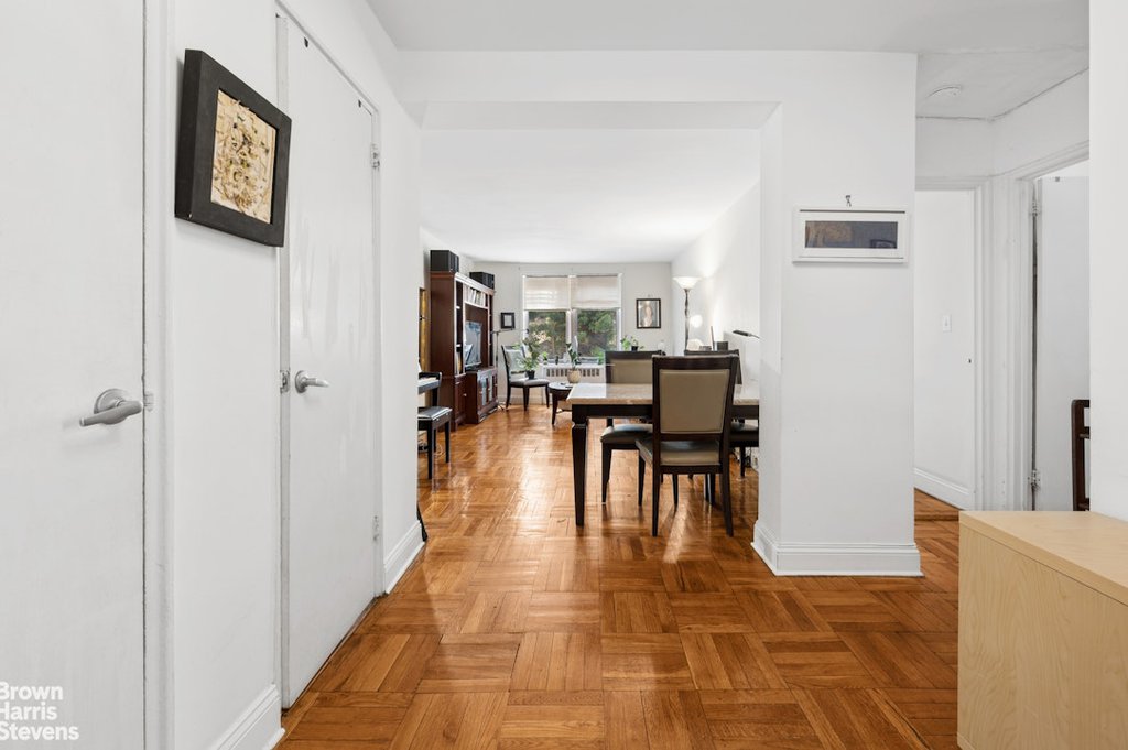 330 Haven Avenue, Unit 1B photo 5