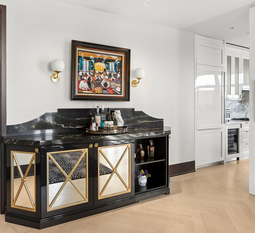 40 East End Avenue, Unit 12A