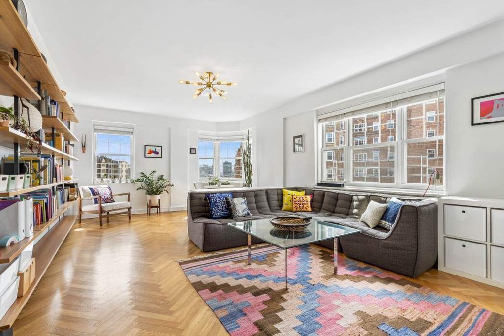 180 Cabrini Boulevard, Unit 84