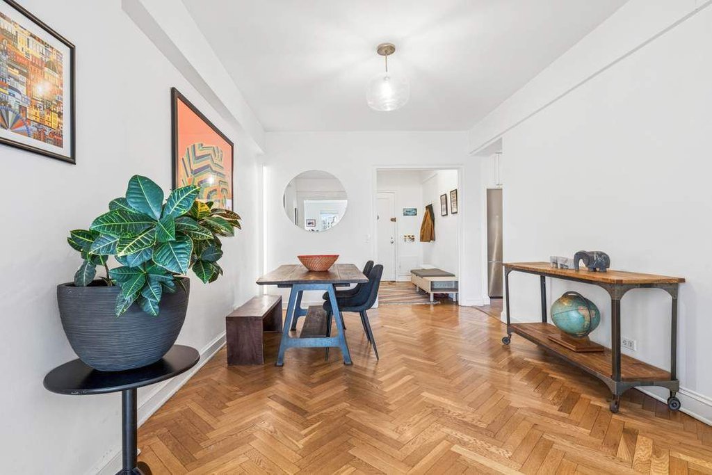 180 Cabrini Boulevard, Unit 84 photo 7
