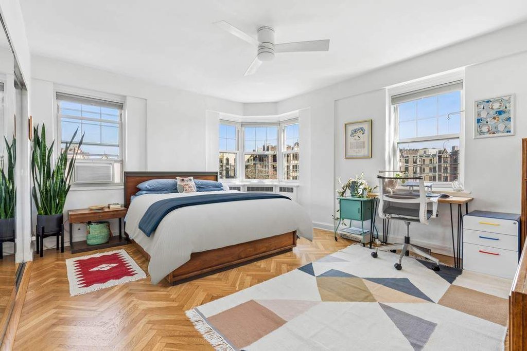 180 Cabrini Boulevard, Unit 84 photo 11