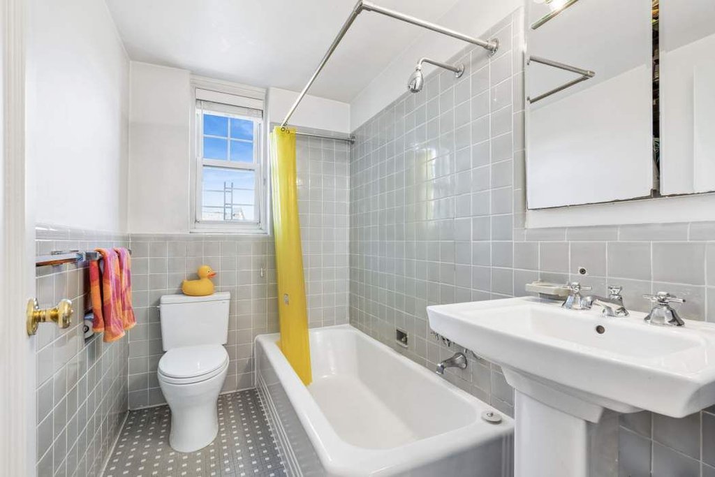 180 Cabrini Boulevard, Unit 84 photo 12