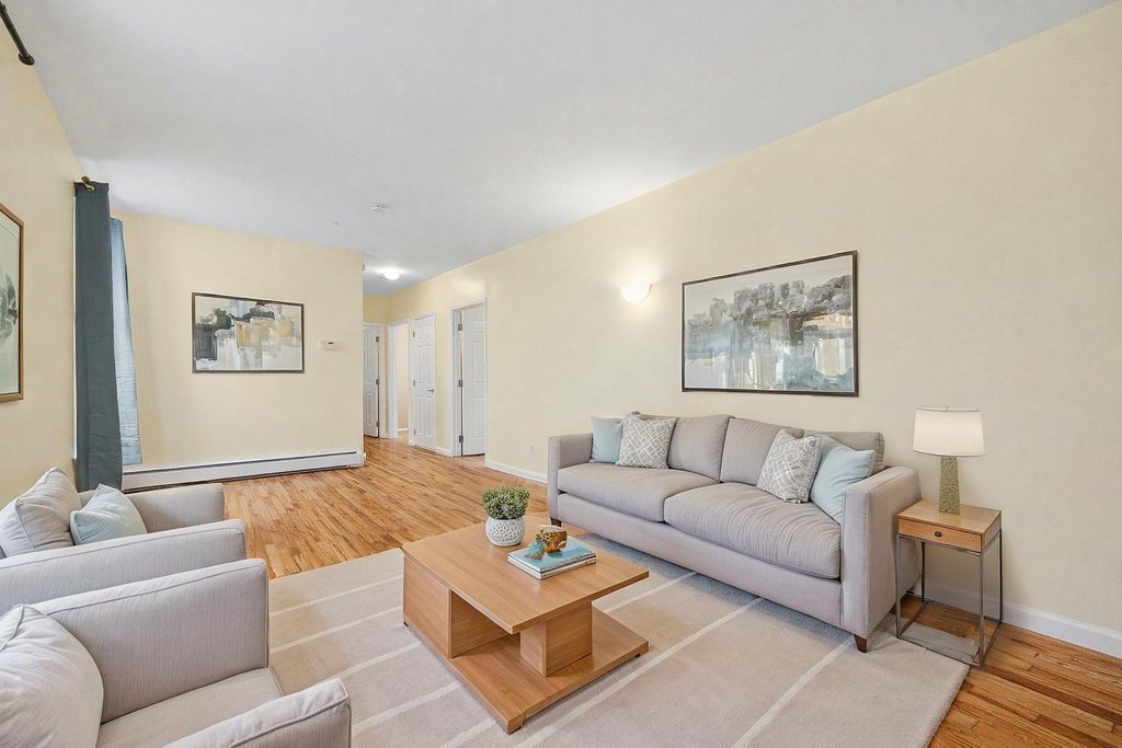 231 West 148th Street, Unit 4M