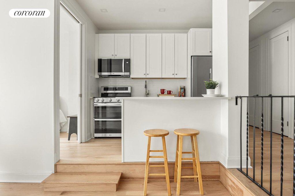 230 Park Place, Unit 6M