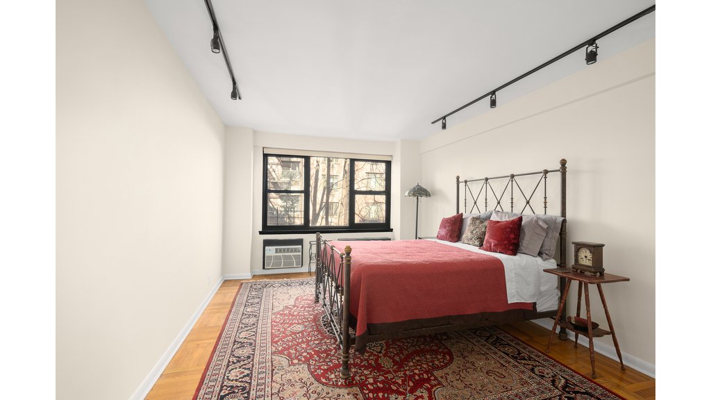 405 East 63rd Street, Unit 4DE photo 12
