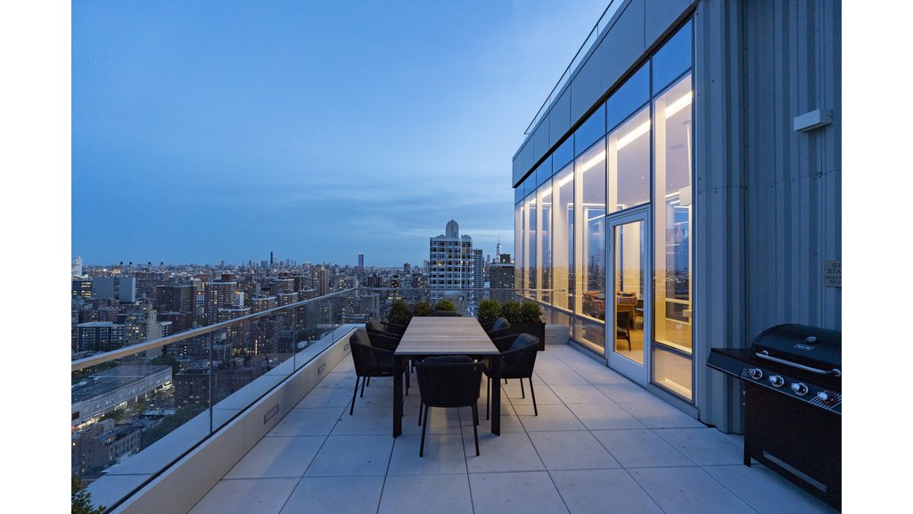 501 Third Avenue, Unit 10B photo 13