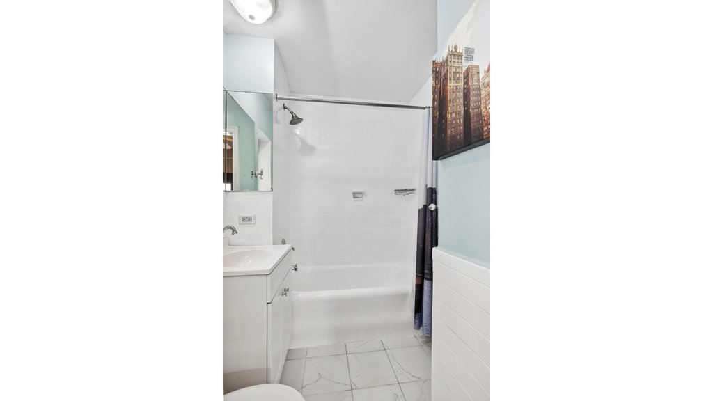 25 Tudor City Place, Unit 2119 photo 5
